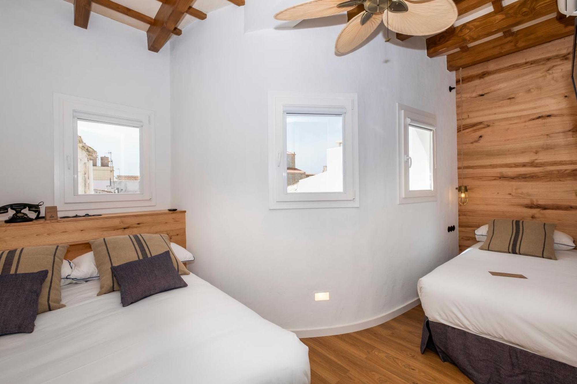 Nao Catedral Boutique Hotel Ciutadella  Szoba fotó